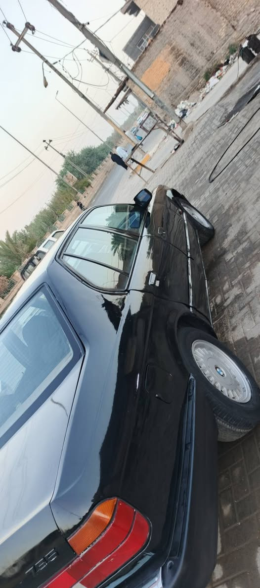بي إم دبليو 735 موديل1992 سياره حاهزه ومناقصه شي بس تبريده مايشتغل سنويه2031 هزته جديده ماكاني ديوانية قضاء الشامية رقمي*********** ديوانية, القادسية
