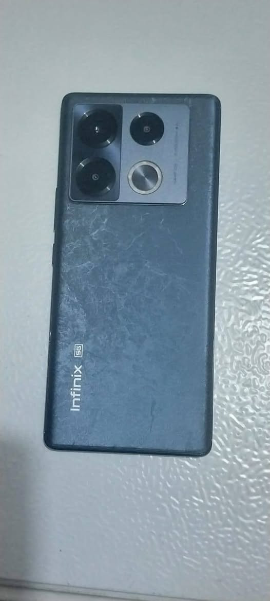 جهاز  Infinix NOTE 40 Pro
ملحقاته  كامله (شاحنه + الكرتون) ✅

بي طگه بسيطه ✅

ذاكرة 256 ✅

بطارية 5000 ✅

السعر 170✅

***********// واتساب✅
او بس  علق واني اطبلك خاص✅
