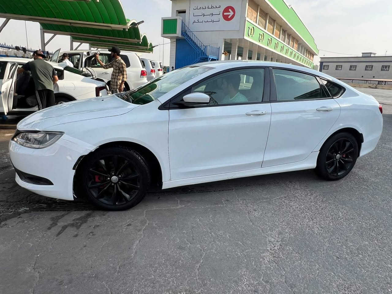 كرايسلر 200s • ٢٠١٦ • ٦ سلندر V6