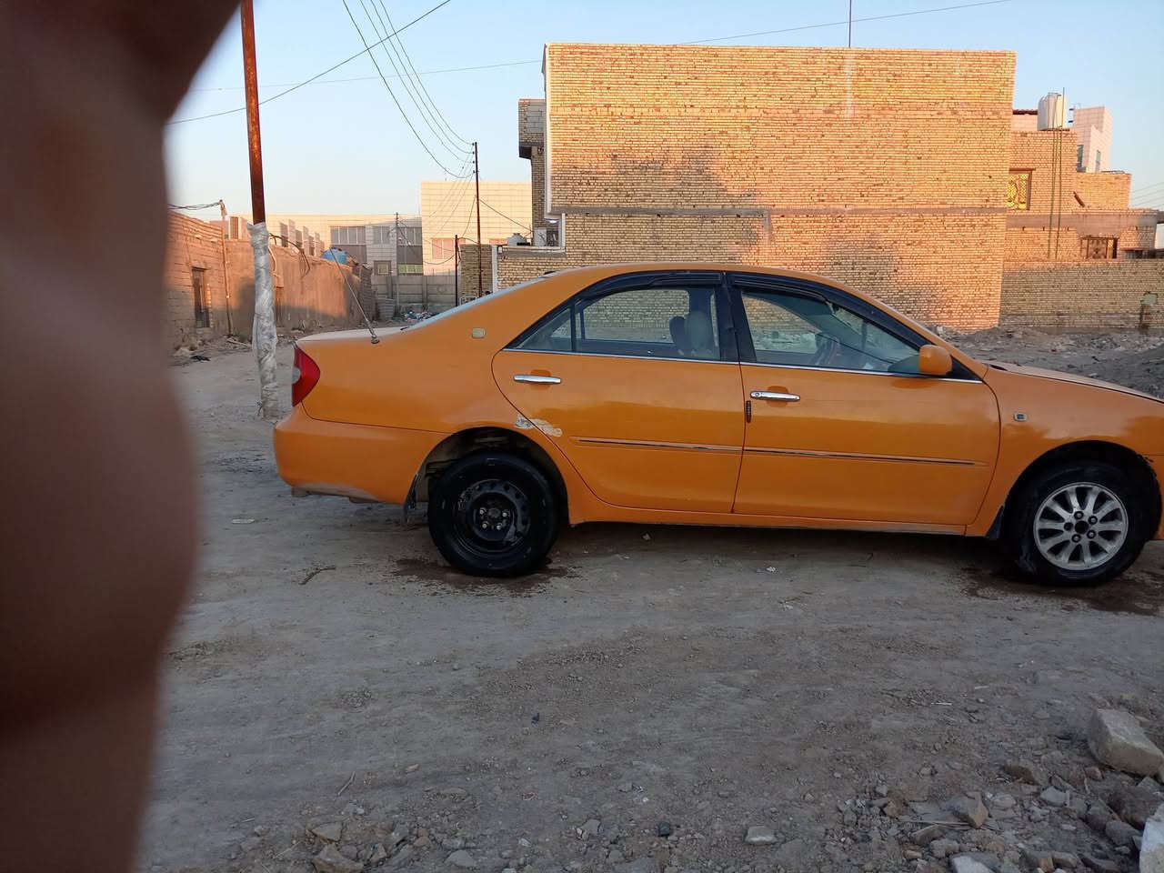 السلام عليكم كامري للبيع موديل ٢٠٠٦ رقم مميز ١٨ مثنى تكسي السعر ٣٧ ورقه رقم الجوال *********** ابو علي.
