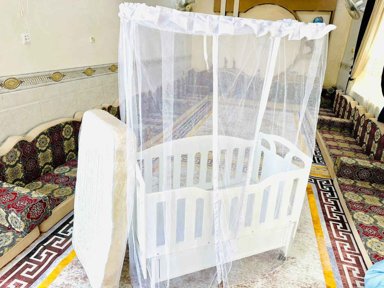 كاروك طفل مستخدم قليل ونظيف كلش
هوه ودوشك الاصلي 
وتلبسيه مال الدوشك
السعر 110 وبيه مجال 
العنوان الناصرية/ المركز 
‏‪***********‬‏

