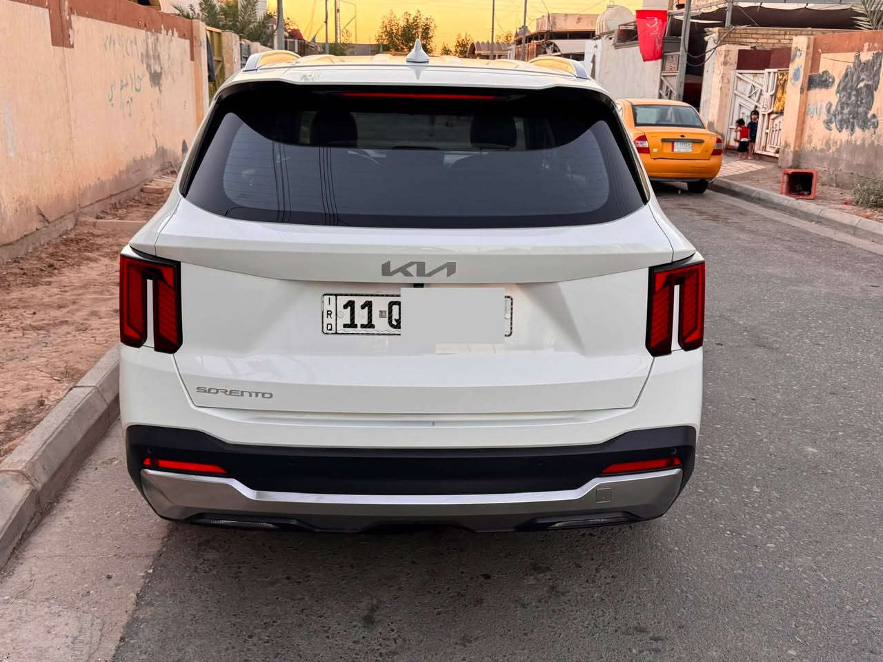 كيا سورنتو 2024  خليجي وكالة  مكفوله صبغ أو بارد أو تبديل
ماشية  54 الف 

محرك V6 / 3500L

بصمه 

كشنات مخمل

كراسي كهرباء

صندوق كهرباء

سايد بريك بصمه

بردات أبواب خلفيه

شفتات سرعة بالستيرن

اشاره بالمرايه

مرايات قلابه

لد خلفي وامامي

لايت زنون

6 سلندر

7 راكب

3 قطع تبريد

تشغيل عن بعد

ويل كروم

حساس امامي وخلفي

شاشه جبيرة متصل

السعر 285 وبيها مجال قليل 

مكان سياره ميسان العمارة رقم ***********
