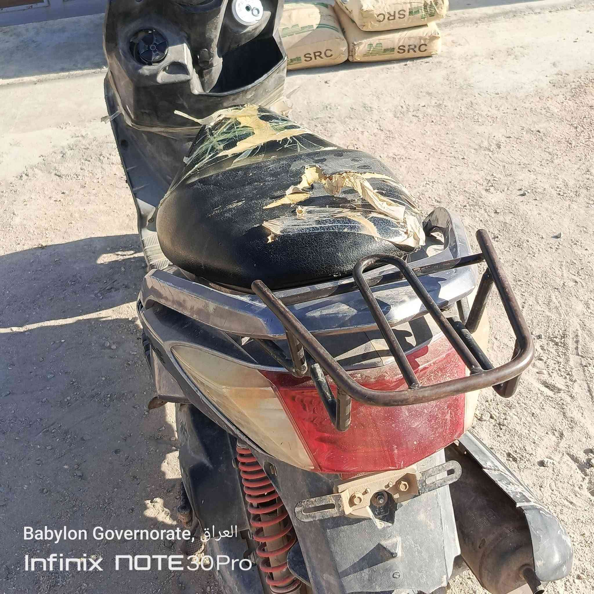 سكنس فحل  للبيع 
بس يرادله كفر 
محرك فول نضافه
مثل مابالصورة ماضام شيء
مكاني بغداد 
***********
