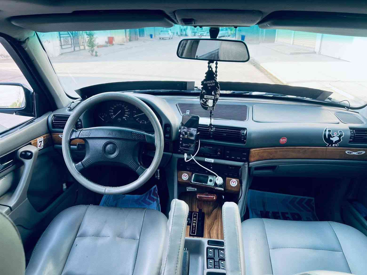 بي ام دبليو ٧٣٠ • موديل ١٩٩٤ • سند ٢٠٢٩