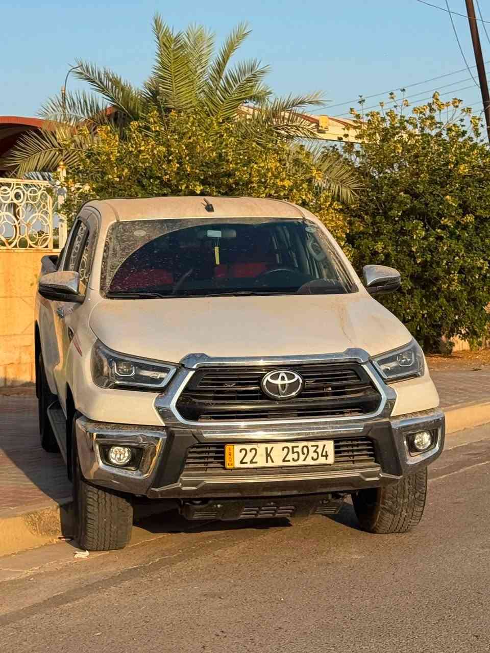 السلام عليكم👋🏻
تيوتا هايلوكس 24 كويتي 
ماشية 70 الف كيلو متر فقط .
كفالة عامة بيها فقط بارد شبر 
فول مواصفات 
رقم اربيل بسمي تحويل ثاني يوم 
المكان📍
صلاح الدين بلد الضلوعية 
رقم الهاتف *********** 
متوفر اتصال مع واتساب ايضا 
سعر 305 وبيها مجال للشراي
