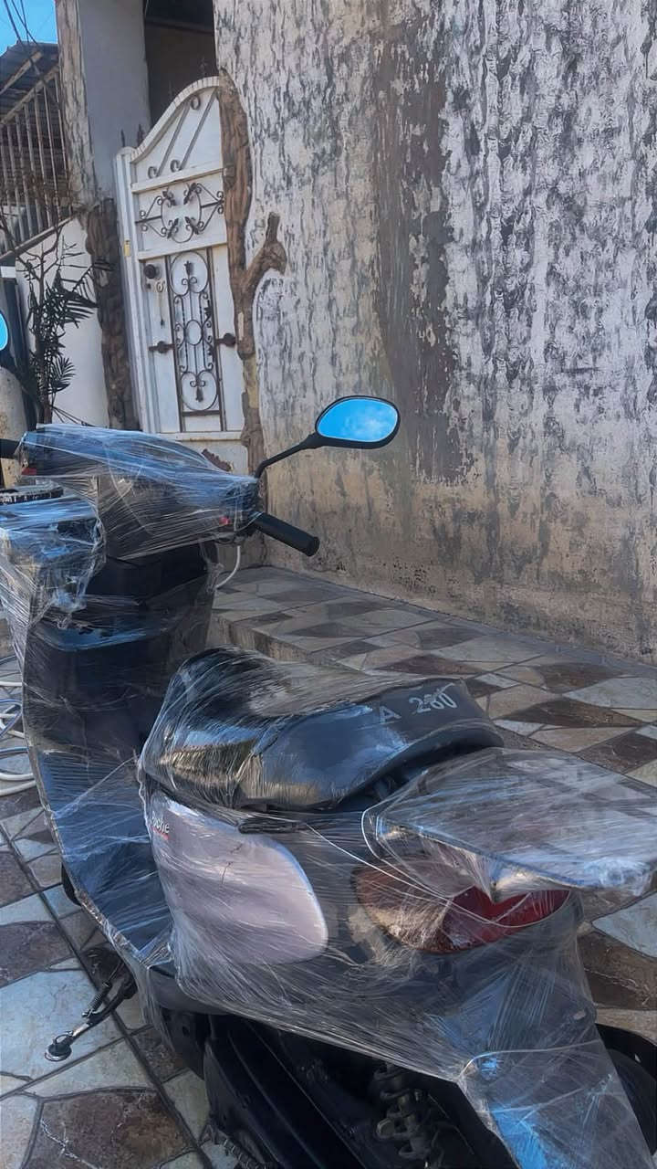 ماطور يامها للبيع كلا بلادي مكينه ممفتوحه شرط ماطور جديد سعره 450او مراوسه ويا ايراني ***********
