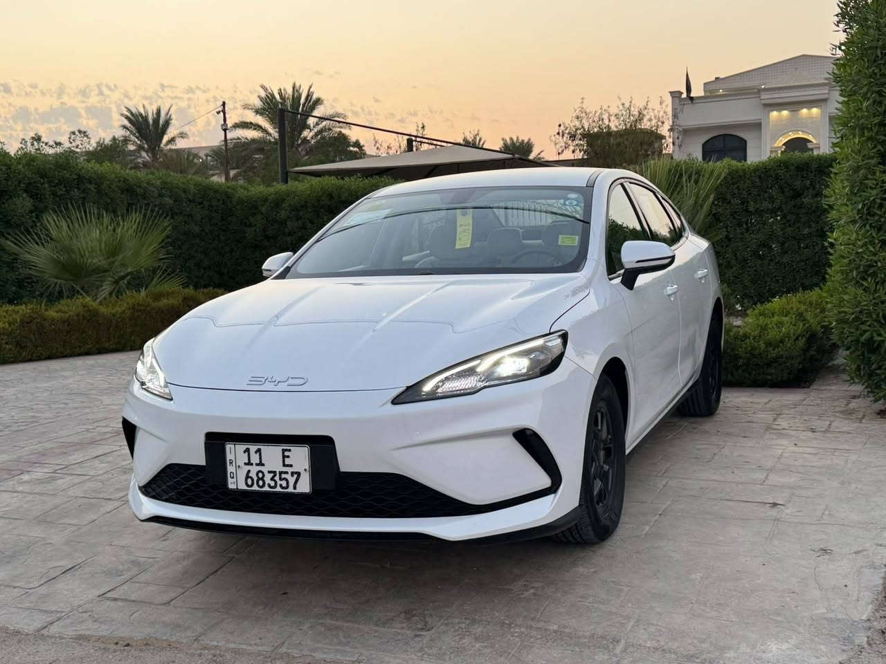 سلام عليكم ورحمه الله وبركاته مرخصت الادمن المحترم BYD2025سيل فايف سياره جديده ماشيه 8000 سعر 19500وبيه مجال مكان السياره بغداد البياع ***********
