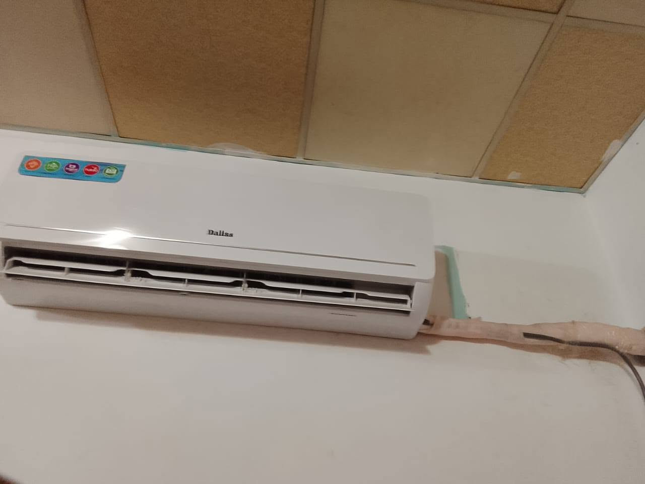 سلام عليكم
سبـلت لبيع جديد مامستعمل اقل من شهر الكرتون وياه 
نضافه فولل شوفت عينك 

اسم  الشركة/الماركة: Dallas:  اسم السبلت   (دلاس)
2طن
سعره 700 وبي مجال 
مكاني نجـف الشـرف الـجمعيه شارع القطعه 

رقم الهاتف: واتساب 
***********
