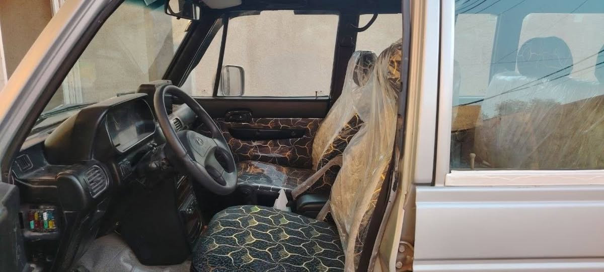 السلام عليكم
للبيع كالوبر 1999

***********
