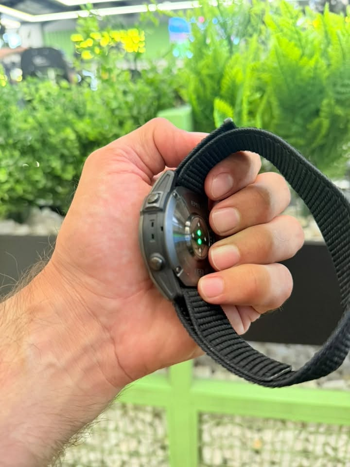 مرحبا احبتي توفر الان ساعة
Garmin Eipx pro gen 2 51mm Titanium sapphire AMOLED 
الساعه مستخدم ملحقات كيبل شحن سير اصلي والي موجود بالصوره كتان ولاسق شاشة وسداده الشحن والتوصيل مجاناً لجميع محافظات العراق السعر واتساب ***********
