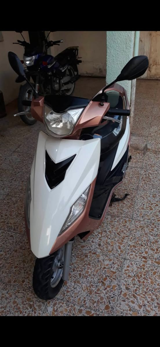 دراجه هاوجو وليس هاوجي موديل ٢٠٢٠ مرقم بأسمي نظيف جدأ ماشي ٧٤٥٠ كيلو متر للبيع السعر  ٨ ورقات قفل المشتري يتصل على هذه الرقم *********** اعيد واكرر السعر نهائي غير هذه السعر مابيع رجاءأ
