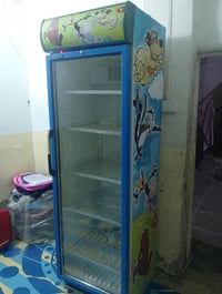 حافضه للبيع نضيفه جدا وتبريده جدا ممتاز عالفحص اليريده يراسلني عالخاص ...