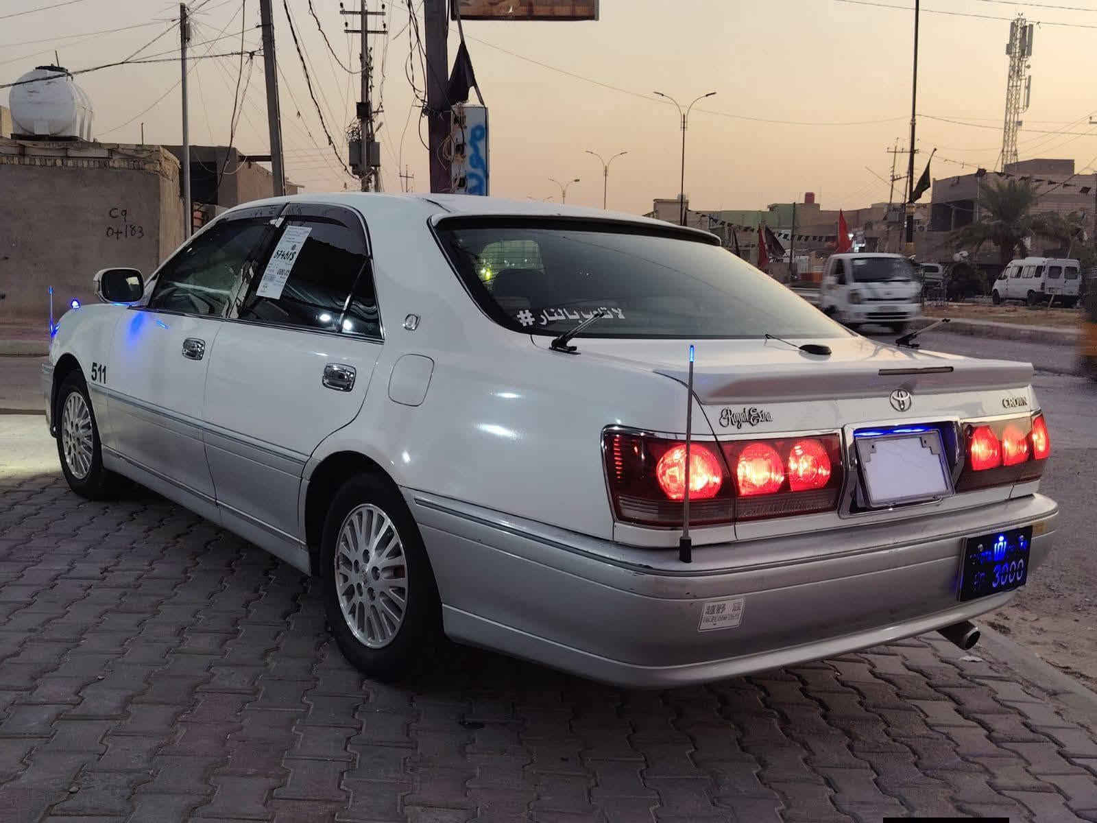 ملكه توام انجليزي طبق الاصل والسعر 33 المكان نجف شراي خابرني ***********
