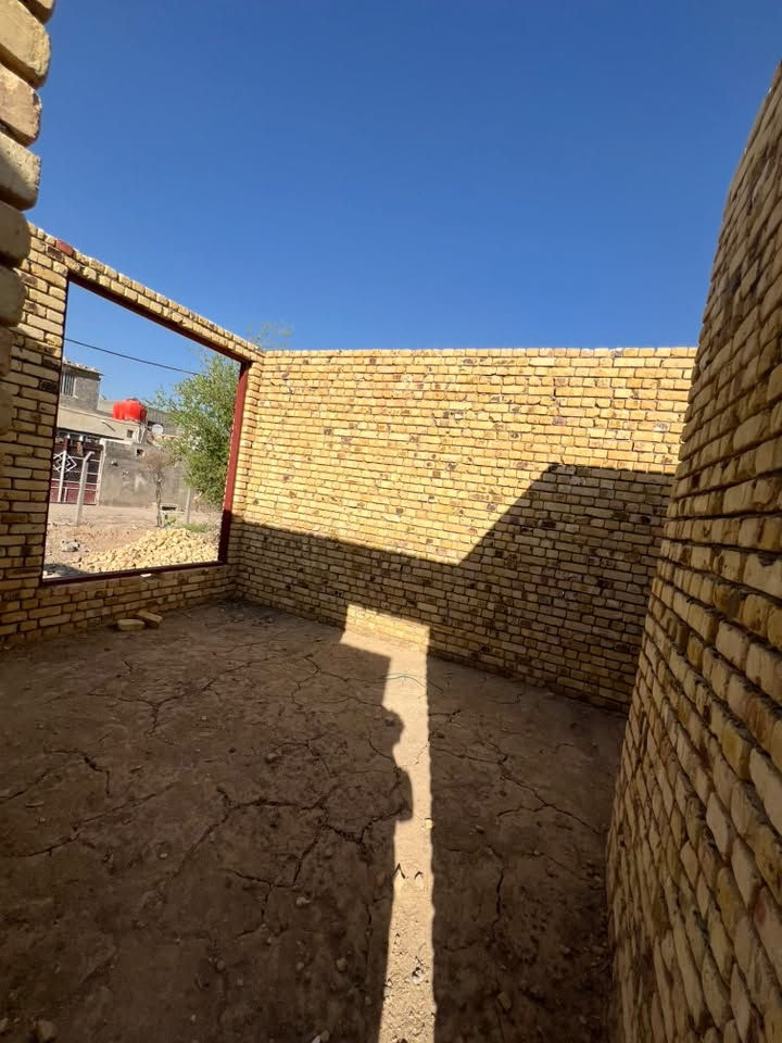 دار 🏠 للبيع   زراعي
الموقع شارع حجيً شاكر ربيانه 
المساحه 300
الطابق الارضي غرفتين وصاله واستقبال ومطبخ وحمام 
البناء طابوق 
للاستفسار اكثر مراسله الصفحه او الاتصال على الرقم ***********
