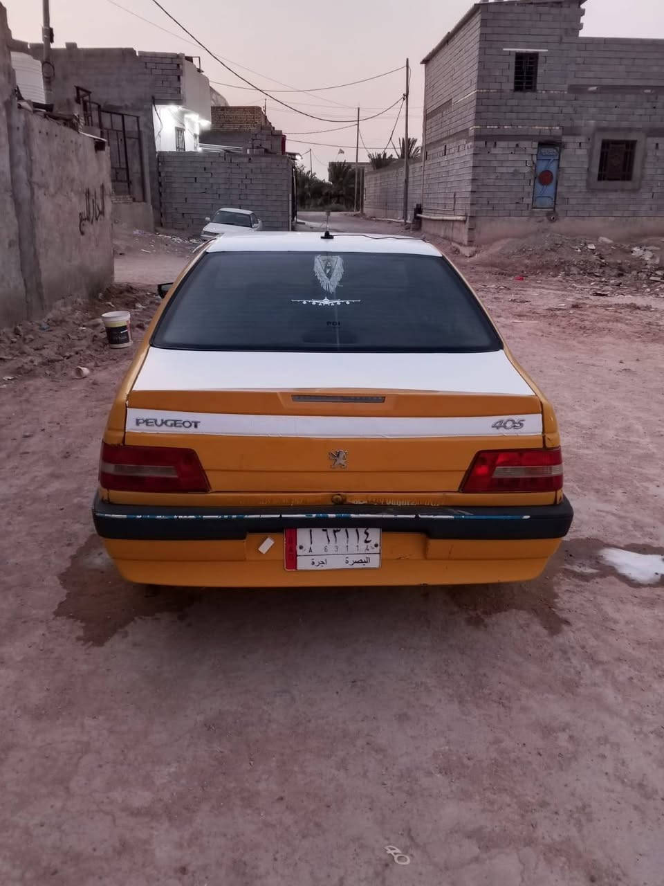 سلام عليكم بيجو ٤٠٥ للبيع موديل ٢٠١٦ مكينه أو كير جدد تخم تاير جديد حداديه نضيفه كهربائيات شغالة تبريد شغال السعر ٣٢العنوان البصره كرمه علي نقال ***********
