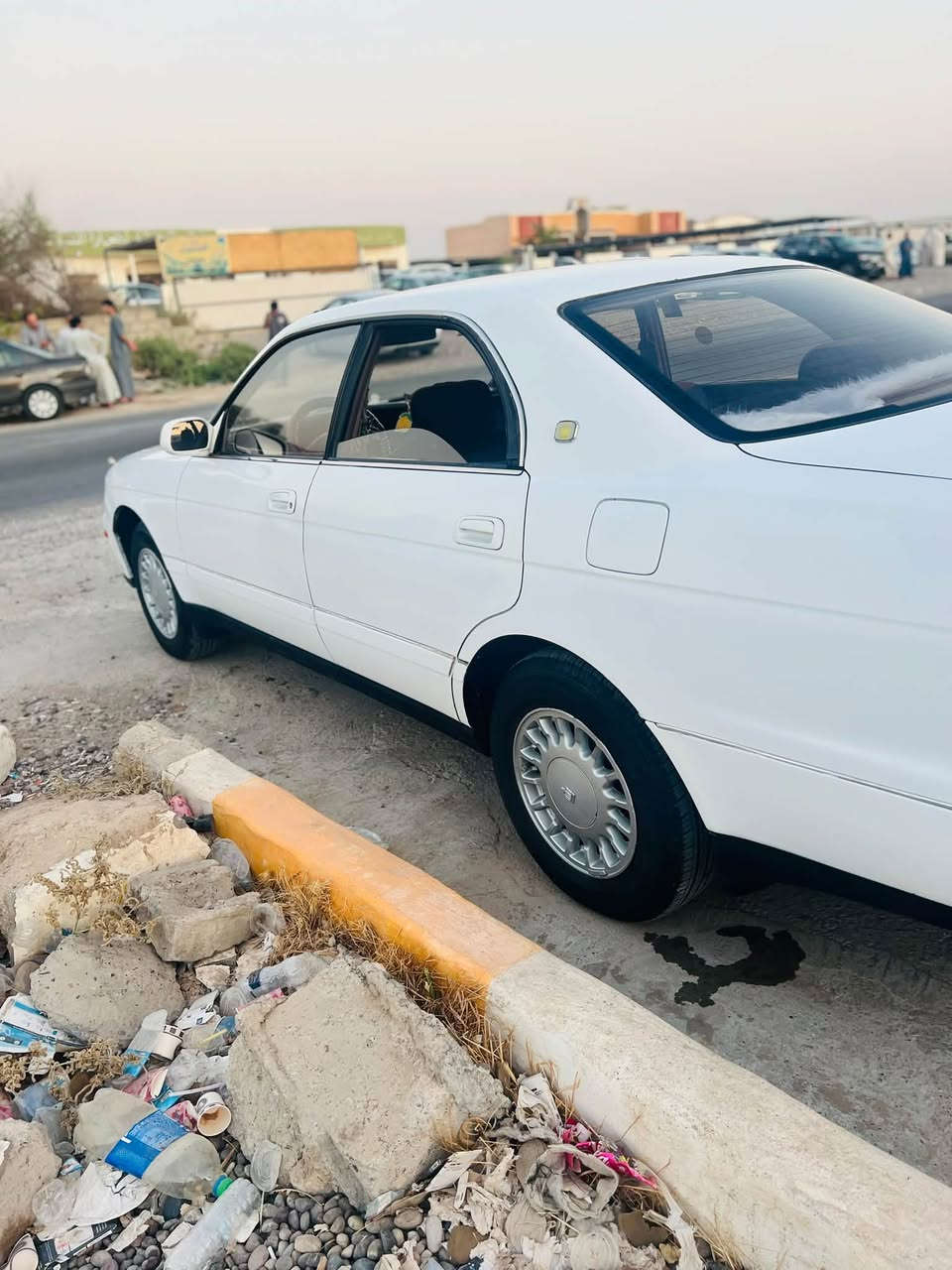 السلام عليكم للبيع بطه رقم نينوى دولي سنويه جديدهً محرك وكير شرط تبريد شغال صدر تخم تاير جديد بشرط السياره بدون كص او صبغ كهربائيات . كلها شغاله لايت زنون سعر 55 وبي مجال قليل 
*********** 
***********
