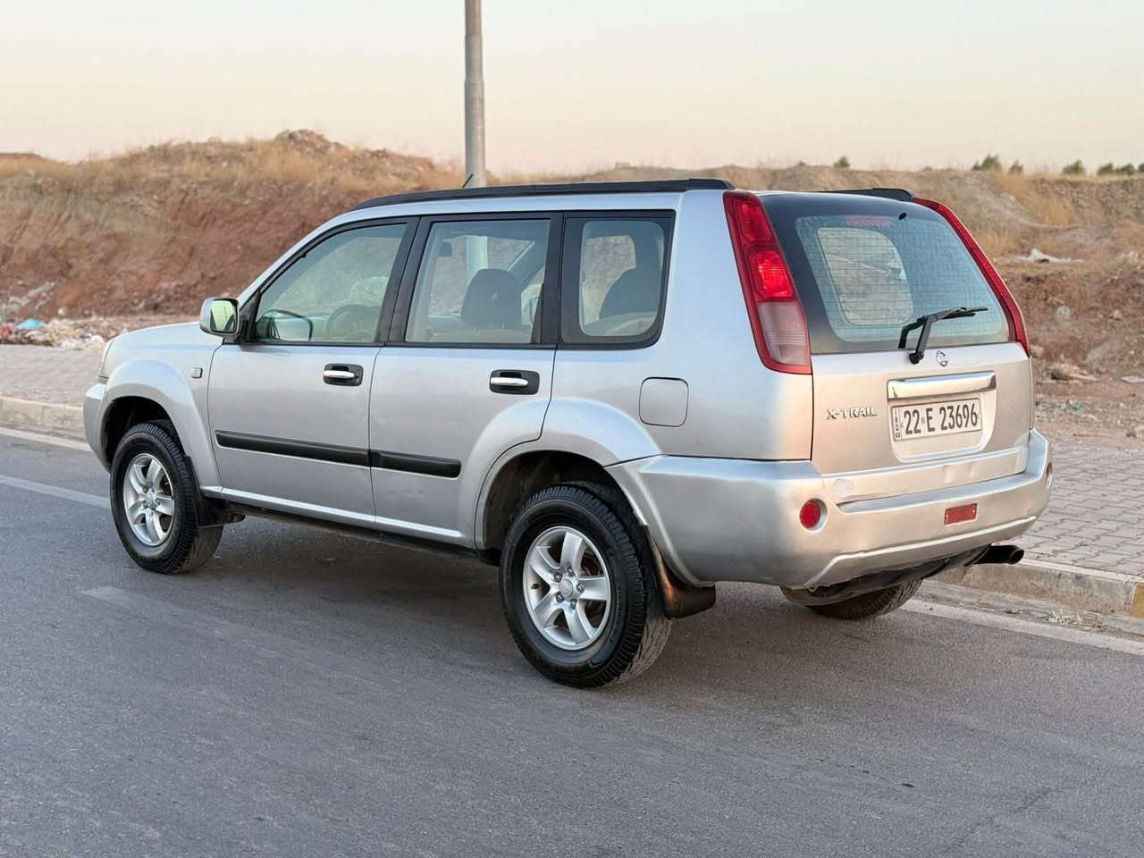 سلام علیکم
نیسان ئێکسترایل
مۆدێل 2007
خەلیجی 
گێر ئۆتۆماتیك
دەبڵ ئەکسل
جام کارەبایی
ئاوێنە کارەبایی
ناو رەساسی
ویل کرۆم
سەیارەکە بێ بۆیاخە بێ لێدران بێ دەعم بێ پارچە گۆراوە کەمێک ساردی هەیە
رەقەم و سەنەوی تازەیە تا 2029
گێر و مەکینە بەشەرت بێ سەوت و بوخار بێ کرانەوە
تەبرید بەشەرت
چوار تایەی تازەیە
سەیارەکە زۆر جوانو بێ مەسروفە ماڵی دۆستە
تاخم پیشی چرکەی نییە
سعری 79 مەعمەلە
***********
*********** كركوك, العراق
