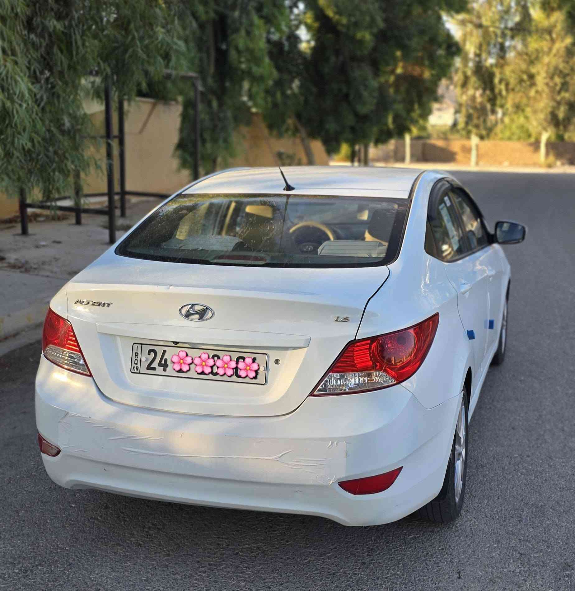هيونداي اكسنت خليجي موديل 2014
رقم دهوك انكليزي
مكينة 1600 دوش
بدون صبغ بارد قليل
كير مكينة تبريد شرط
سنوية جديدة
هزة جديدة
السعر 117  ورقة ومجال
مكان السيارة الموصل ناحية بعشيقة
***********
***********
