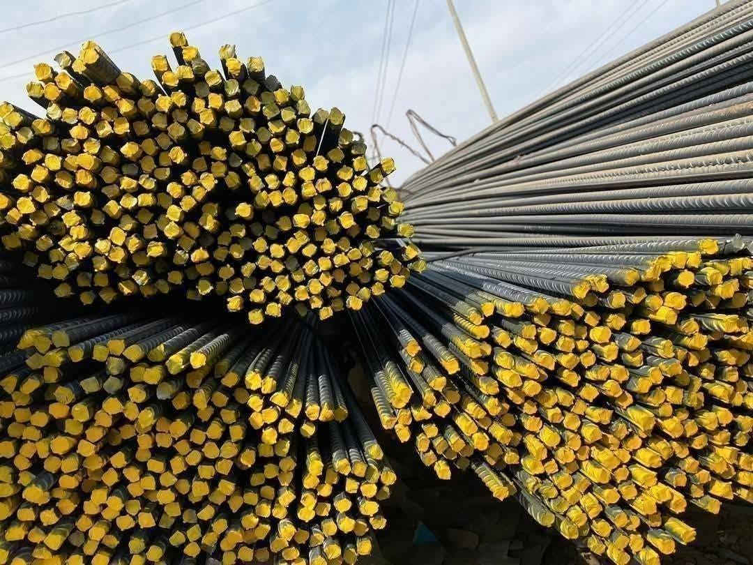 🔩 حديد تسليح بجودة ومتانة عالية 🏗️
نوفر لكم أفضل أنواع حديد التسليح لمختلف مشاريع البناء:

🔹 حديد تسليح اف اف أربيل
🔹 حديد تسليح فان ستيل أربيل
🔹 حديد تسليح ميد ستيل أربيل
🔹 حديد تسليح ماس سليمانية

🏗️ جودة تثق بيها… وحديد يعتمد عليه

📞 للطلب والاستفسار *********** يوجد تجهيز للسكلات جمله
