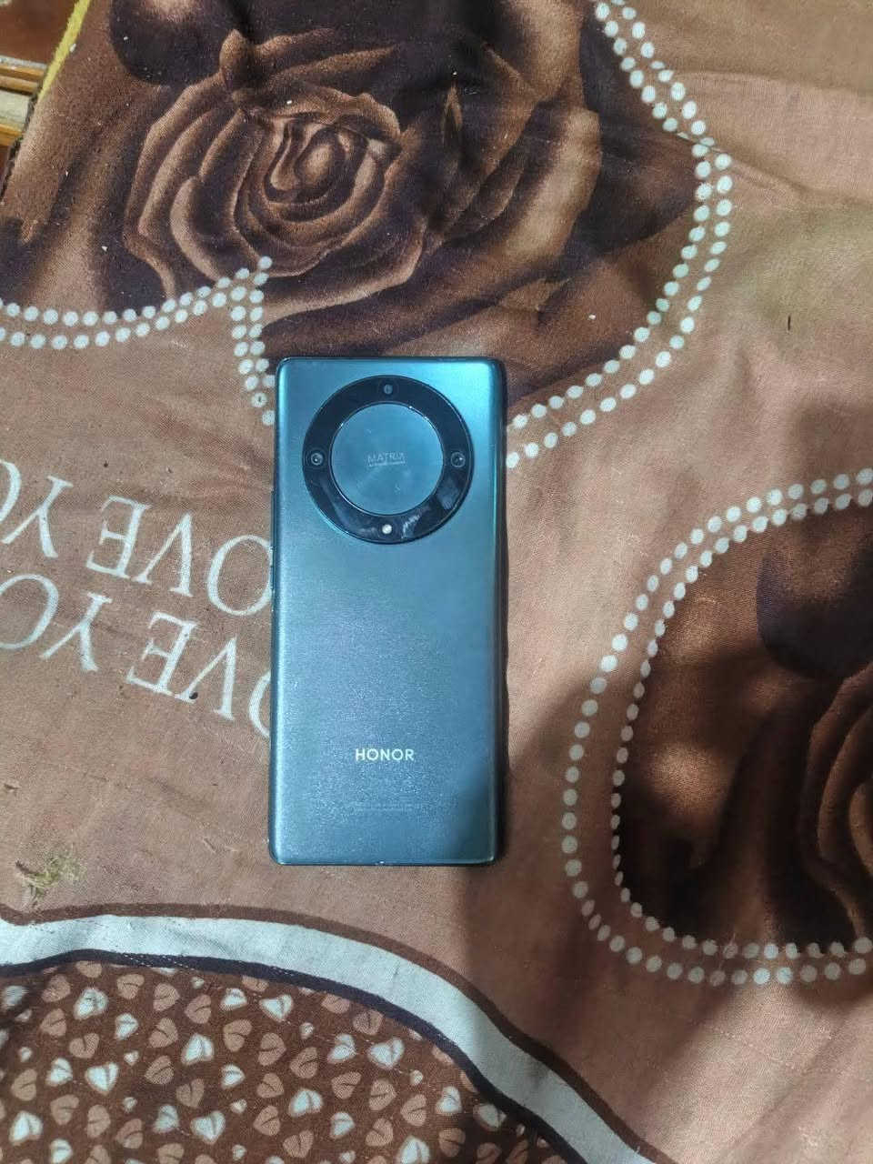 سلام عليكم Xهونر a جديد سعر 275وبي مجال محتاج وريد بيعه عنواني بغداد مدينه صدر ***********
