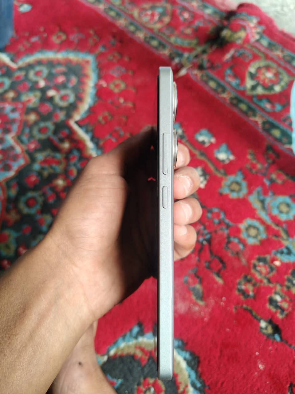 بوكو F6 • ٥١٢/١٦ • نضيف