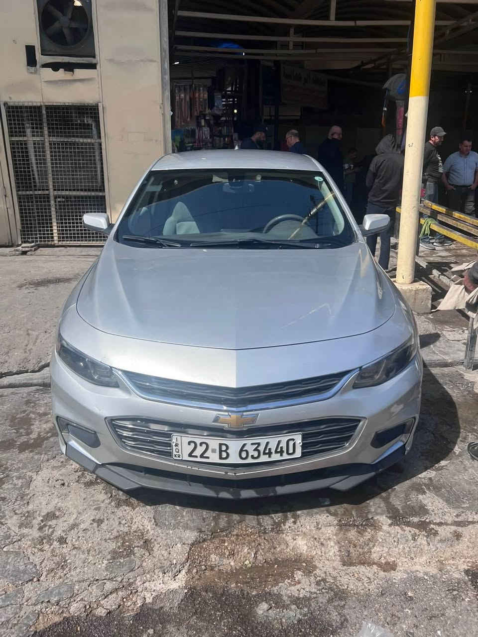 شوفرليت ماليبو 2018 LT گلين تايتل للبيع أو المراوس 🚗 السلام عليكم، متوفرة سيارة شوفرليت ماليبو موديل 2018 فئة LT، السيارة بحالة ممتازة وجاهزة للاستخدام، مواصفاتها گلين تايتل بدون حادث وبدون إيرباك ، المحرك كفالة وحجمه 1.5L توربو، وفقط الكير مبدل وجديد، المواصفات كراسي مخمل بلاد تحكم كهربائي، بصمة تشغيل وبصمة أبواب، شاشة كبيرة وكاميرا خلفية، تحكم ستيرن كامل ومثبت سرعة، تبريد قطعتين، وويل كروم حجم 17 بلادي، السيارة صدر وحدادية جديدة وما تحتاج أي مصروف، محرك بشرط الفحص والسنوية جاهزة للتحويل مباشرة، مكان تواجد السيارة للمعاينة في بغداد، للتواصل والاستفسار الاتصال على الرقم: ***********.
