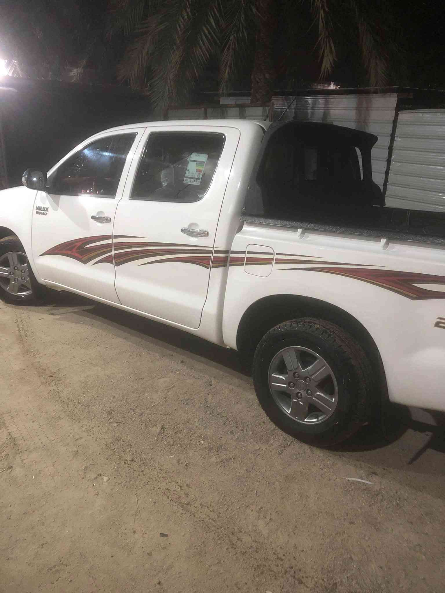 للبيع بيكم كويتي مديل ٢٠١٤ السيارة نضيفه بيها طكات شويه  لا تبخير ولا تنقيص السيارة ما متعوبه رقمها بصره نضافه داخل وخارج 
مكان السياره البصرة الهارثه معمل ورق 
رقم الهاتف: ***********
