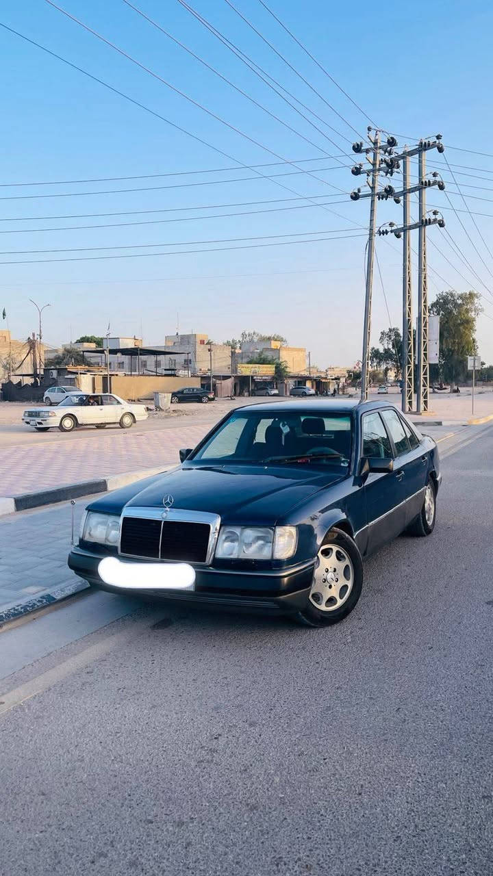 السلام عليكم ورحمة الله وبركاته مرسيدس دب موديل ٨٩ محدثه ٩١ انكليزي رقم كربلاء بسمي تحويل مباشر اريد مراوس بسياره حسب القناعه *********** الي يريد يتصل السعر خاص
