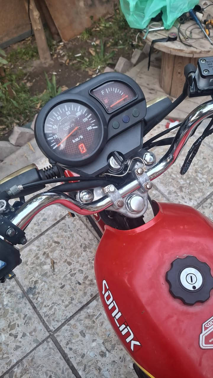 سلام عليكم
دراجه شاينك ماكس محرك 150cc 
دراجه مكفوله كهربائيات محرك كير 
دراجه مال جناي مكاني بغداد شعب 
***********
