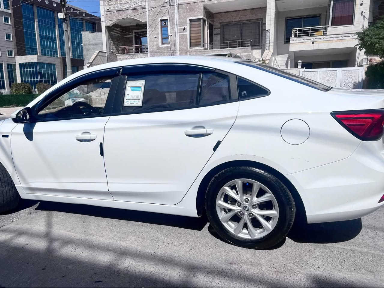 MG5 2024 
بي سبوغ بي ليدران 
به س دؤسه ي لاي سه كه ن قؤبي هه يه 
به ناوي خؤمه 
يه ك دينار مسره في تيدا نيه 
63000 km Roshtia 
*********** أربيل, العراق
