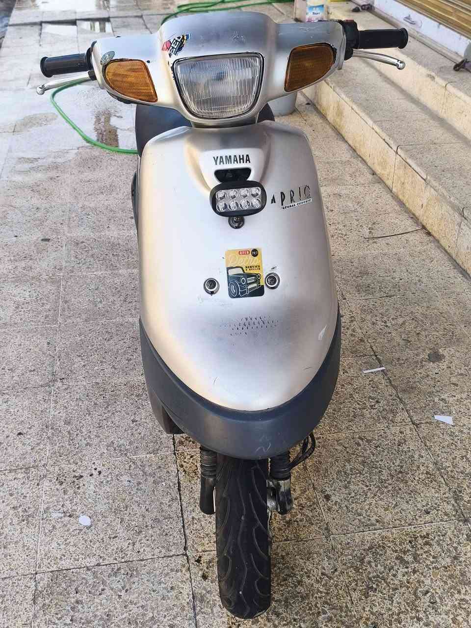 ماطور بوتين للبيع نص حديث شاصي شرط مكينه خرسه كول شغال  كهربائيات اشاير لايت شغاله السعر 350 وبي مجال ***********
