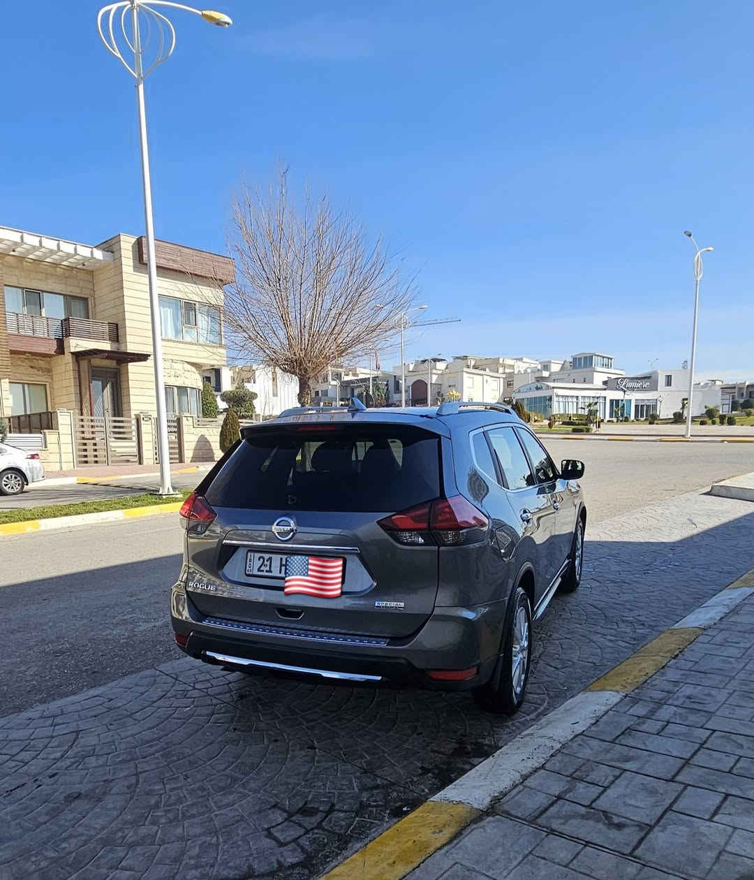 ***********
نيسان روج ٢٠٢٠  
5N1AT2MT4LC721416
٤بستۆن رەنگی نەوتی
شاشە گەورە کامیرا
کوشن هیتەر 
دەبل اکسل نیە 
لایت عەدەسە بە رزو نزم زینۆن
بلاجکتور
ئاوێنە رادار 
بۆنیت بۆیاخە 
چەمە لخی سکن بۆیاخە 
دەرگای سکن ١ بست بۆیاخه 
تەحویل غەرامە بە شەرت
گێرو مە کینە بە شەرتە نە کراوەتەوە
تەبریدو رادی تەر بەشەرت 
نرخ ١٣٧
