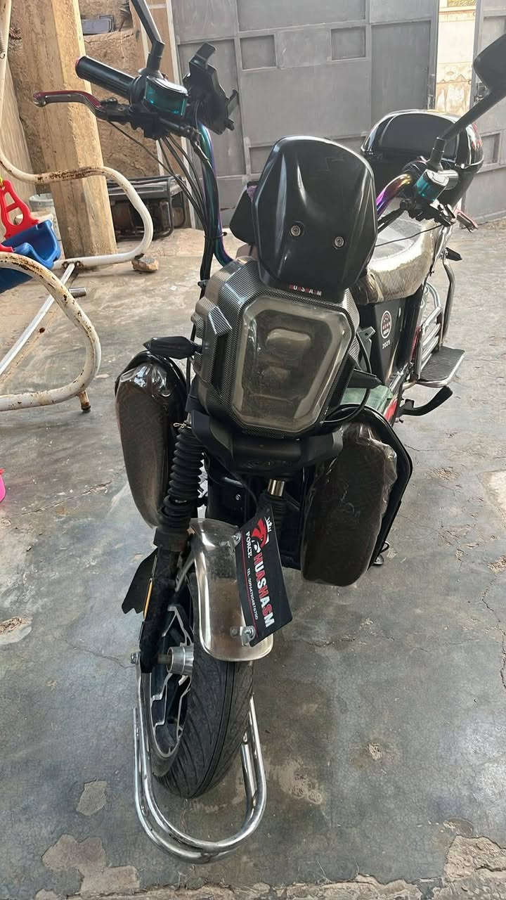 ماطور هايوشه بعدو نضيف نقص فقط بطاريات السعر 450 وبي مجال بسيط رقم الهاتف ***********
