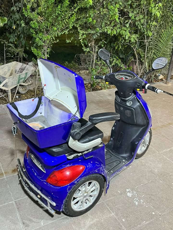 دراجه شحن • جديدة • ٦ بطاريات