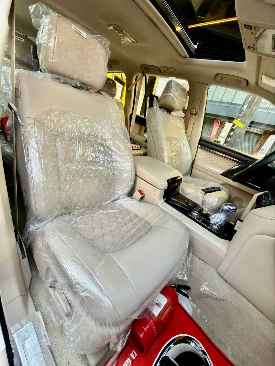 Land cruiser GXR  2021     V8  58,000km
Grand turing
🔻ارخص سعر بكل العراق
أخت زيرو بل كارتون 📦📦
‎🔹لاندکروزر 2021  ساز باب أول 
‎🔹محرک 8 سلندر 
‎🔹ماشي 58,000 ألف
‎🔹 بسمطين  +سماعة بيلادي +فرشات بيلادي مجوود 

‏‎🔹 مكفولة كفالة عامة من الدعامية إلى الدعامية
‏‎ 🔹 بدون صبخ .بدون بارد  ،بدون رصعات ،بدون حتى شخط
‏‎دعاميات هم بدون صبغ ،رمل مابي ،لحية بدون صبخ ..بقية كلها بشرط

‏‎🔹فول فول مواصفات
‏‎شاشة كبير لمس 5كاميرا حاسة
‏‎كاميرات 3 شاشات سيلاد فتحة سقف 
‏‎كشن جلد كشن كاراباي شحن موبایل  8 اريباك تبريد مركزية
‏‎بصمة تشغيل عن بعد باب جاك سلاجة ليد زينون 
‏‎تحكمات ستيرن دبل فوليوم فورويل هوك
‏‎سيارة بها 2 بصمة من شركة جديد جدأ 
‏‎سيـارة عل نظافتها احسبها صفر زيرو

🔹 تخم تاير دنلوب الاصلي

‏‎ 🔹محرك كير بشرط مامفتوح
‏‎سيارة حيل نظيفة كلشي عل بلاد لوك
‎سنوية زنكة كلشي جديد مدفوع لـ2031
‎باسمي السنوية بشرط تحويل و خرامة 
‏‎سيارة مابيـها دينار مصرف كامل من كل نواحي
سیارە رقم سلیمانی
‏‎نفسي يوم /تحويل و وكالة حاظر 
‏‎مكانك /داخل سليماني

‎♦️سعر 560$$
‎🔸موبايل/ *********** السليمانية, العراق
