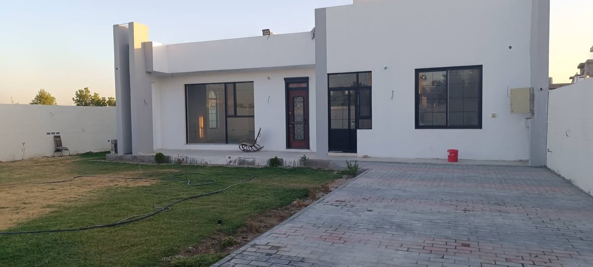 دار بمساحة 700 شغل وبناء درجة اولى تجي تشوف وبعدها حكم
يرهم مراوس بيت او قطعه داخل المجمع فقط
الواجهه 20 ونزال 35 طابو زراعي سند 25 قرار قاضي على طابو المحموديه باقي تفاصيل بالفديو

العنوان الدورة هوررجب مجمع منتجع امواج البحر الشارع الثالث خدمات كامله شارع عرضه 8 متر

السعر ب285 وقابل للتفاوض

                                                    واتساب فقط 

***********

***********
