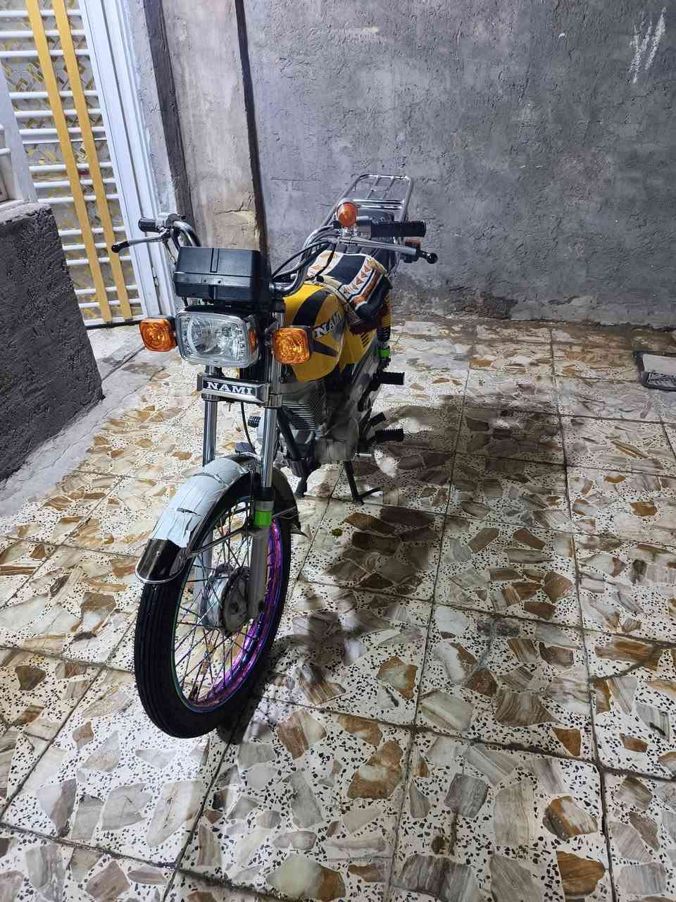 سلام عليكم  شباب دراجه سكنر موديل 26للبيع 750وبيهة مجال دراجه شلعه ومعدل طياره نضيفه دراجه ماعايزه بس مفتوحه ***********
