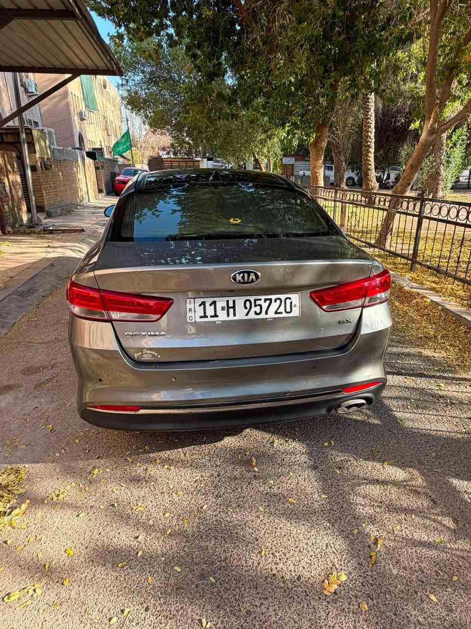 السلام عليكم 
اوبتما 2018 امريكي EX فول مواصفات 
حادثها سرقة بس بالعراق بيها بارد جاملغ عكس السايق وصبغ جوة قبق البانزين ماشية 75 الف ميل 
السعر 145 وبيها مجال الاتصال ***********
