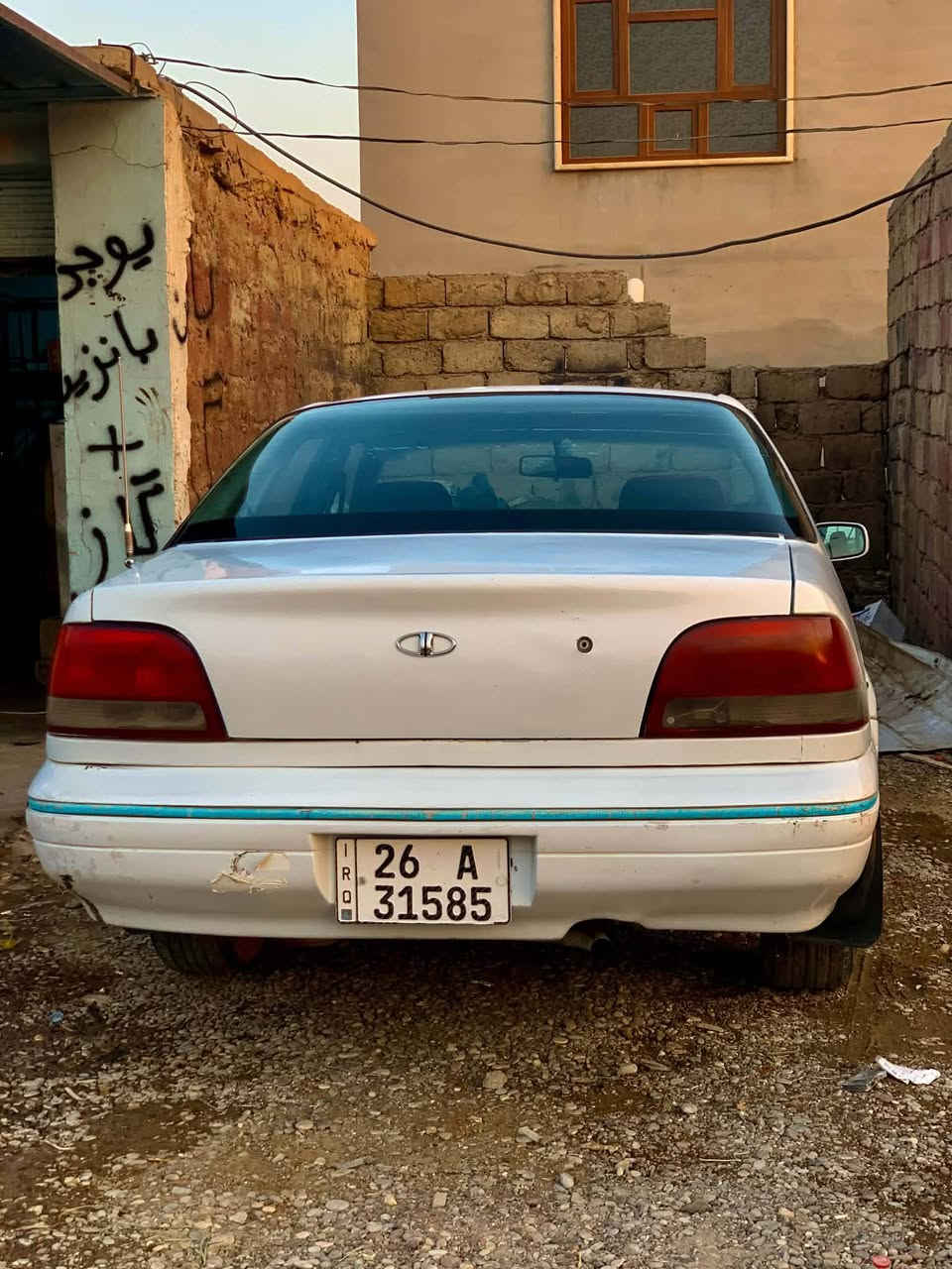 السلام عليكم 
دايو فراشة موديل 97 رقم صلاح الدين دولي 
سنوية إلى 2028 شرط التحويل ماكو وكالة 
كاملة مكملة جاهزة محرك ايسمونو مفتوح مو مسكر وگير اوتوماتيك بشرط السعر 34 وبيهة مجال بسيط 
وترهم بمقدمة 12 أو 15 ورقة وبالشهر ورقتين مع الضمانات 
وكل شي وسعرو للاستفسار أكثر اتصل *********** والله محييكم 
مكان السيارة ناحية الزاب الأسفل
