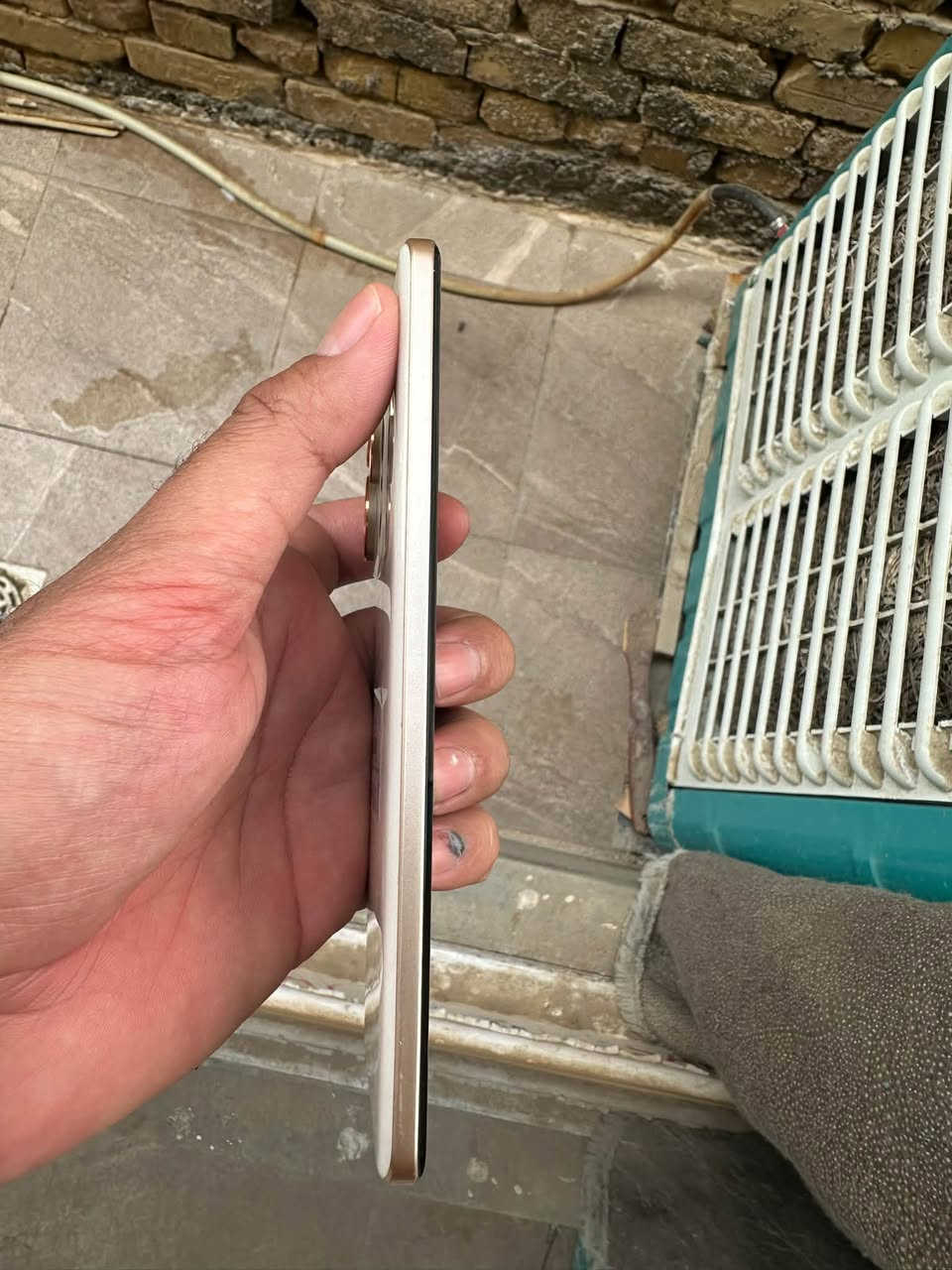 للبيع ريلمي 15 برو جهاز مستخدم شهر السعر 500اتصال ***********

نص مكتوب في الصور:
- حول الجهاز 15 Pro 5G realme ui 7.0 الإصدار مُحدث اسم الجهاز realme 15 Pro 5G مساحة التخزين ٣٦,٤ غ.ب / ٥١٢ غ.ب المعالج Snapdragon® 7 Gen 4 Mobile Platform البطارية ٧٠٠٠ مللي أمبير في الساعة (نموذجية) RAM ١٢,٠ غ.ب + ١٤,٠ غ.ب الكاميرات أمامية 50MP خلفية 50MP+50MP RMX5101_16_0.5.1210 إصدار البرنامج