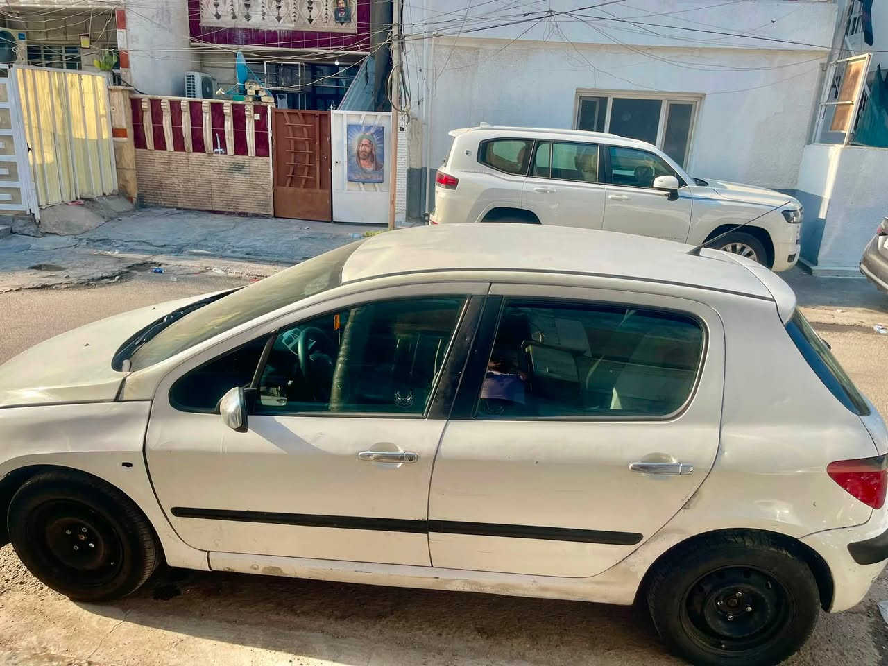 للبيع بيجو 307 موديل 2005
🔹 محرك 1600 بنزين

🔹 كير أوتوماتيك

🔹 رقم مميز

🔹 لون أبيض

🔹 داخلها نظيفه ومريحة

🔹 شاشة ومسجل

🔹 السيارة جاهزة للاستخدام

🔹 البيع بسبب الحاجة/التبديل

🔹 تبريد يحتاجله بس كمبريسر

💰 السعر: 43

📍 المكان: بغداد
***********
