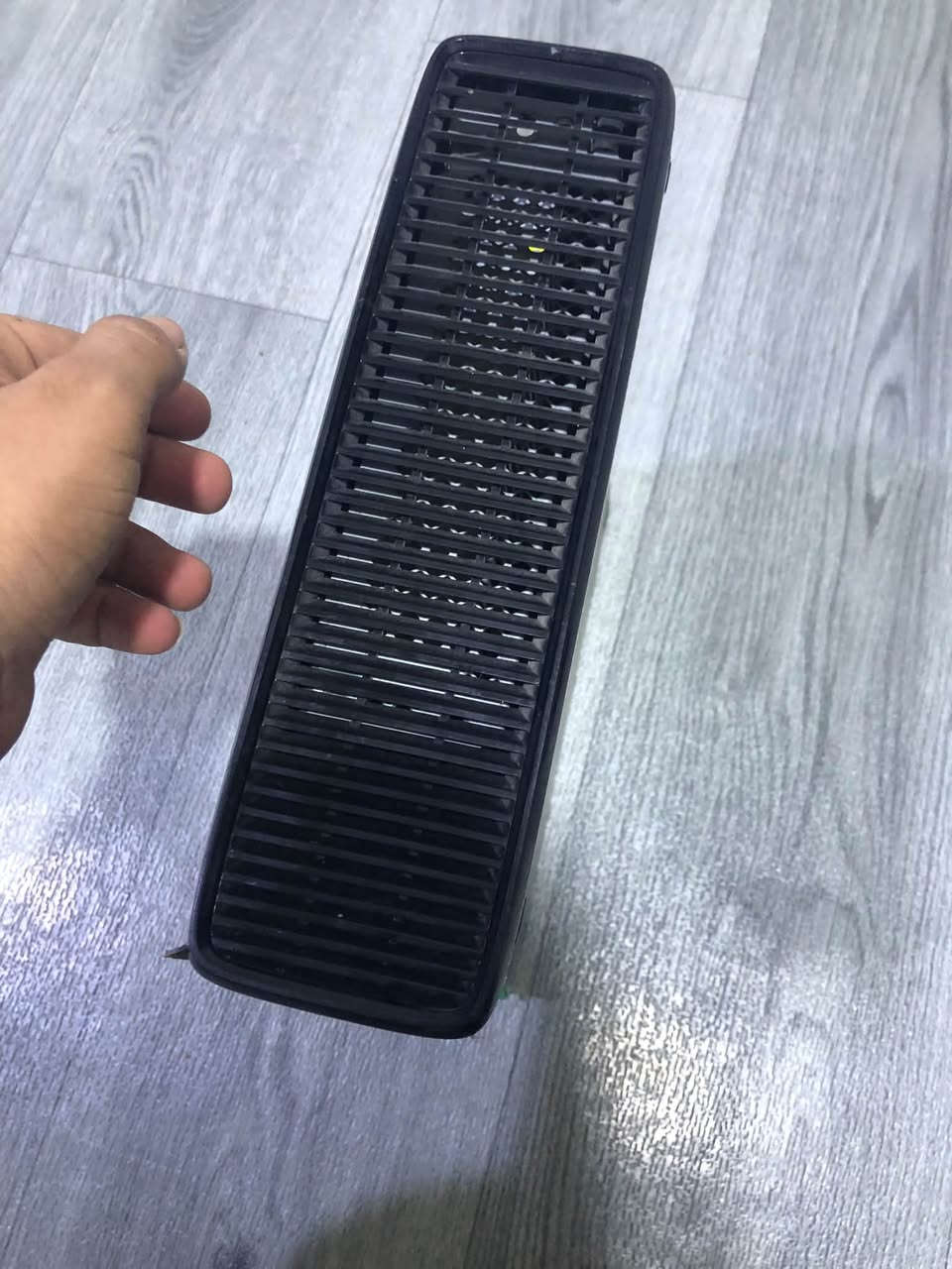 اكس بوكس 360 نفول نضافه كامل ملحقات بس نقصه محوله سعرها 15 بي 25 لعبه كلهن قويات جوستك 2 الصليات ول سعر 90 مكاني بصره كرمت علي ابصخير رقمي ***********
