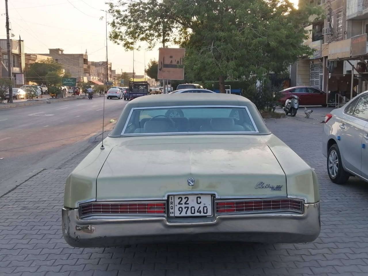 السلام عليكم
للبيع او المراوس 
الى عشاق الكلاسك والانتيكات
*********** 
بيوك 1969 ماشية 94 الف
بحالة الشركة كلشي بلادي وشغال
محرك 8 سلندر
كير اوتو تعليك
أربعة جام كهرباء 
كشن كهرباء 
داخل بيجي بلادي
تبريد وتدفئة شغال
سيارة ترايهة كلش ناعم وسريعة
دخول جديد أربيل الرقم باسمي السيارة
لتفاصيل أكثر راسلني على الواتس اب ***********
