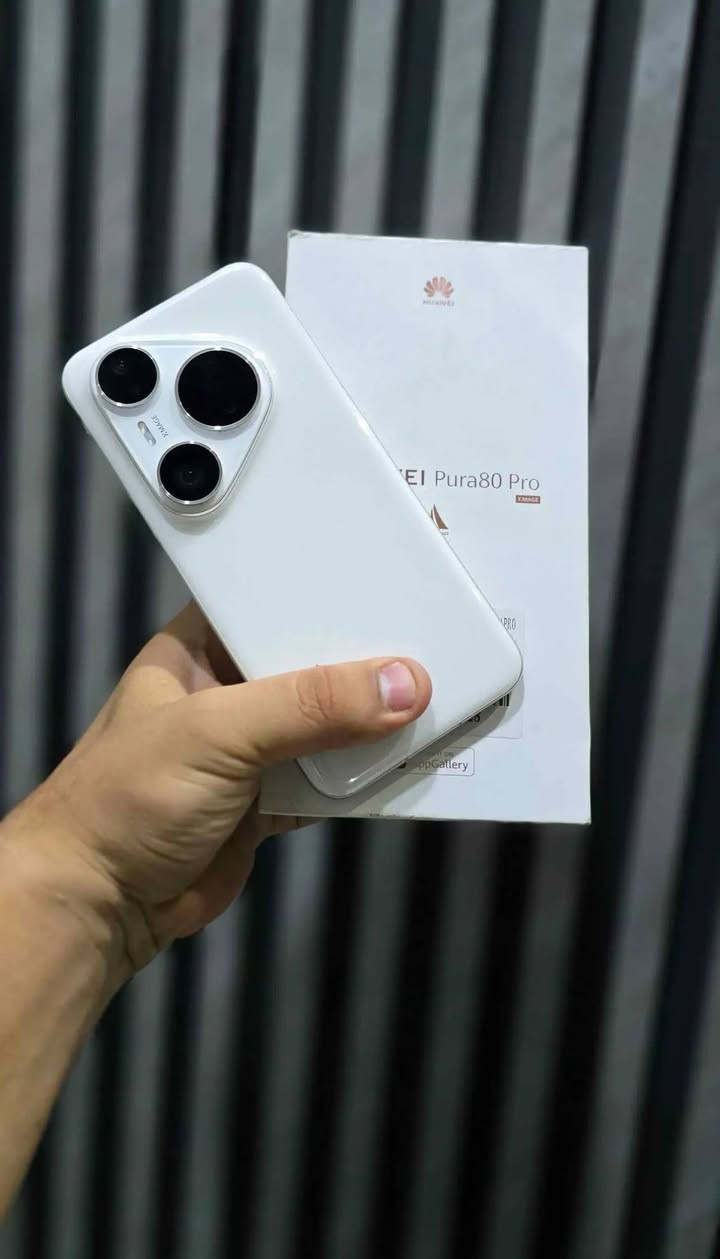 Huawei pure 80 pro
هواوي بيورا ٨٠ برو

ذاكره 512/12g

نظافه 💯
مستخدم 3 اشهر وكاله

ملحقات كارتون + شاحن

السعر 875 الف بيه مجال

 بيع وشراء ومراوس 
عنوان بغداد البلديات
***********
