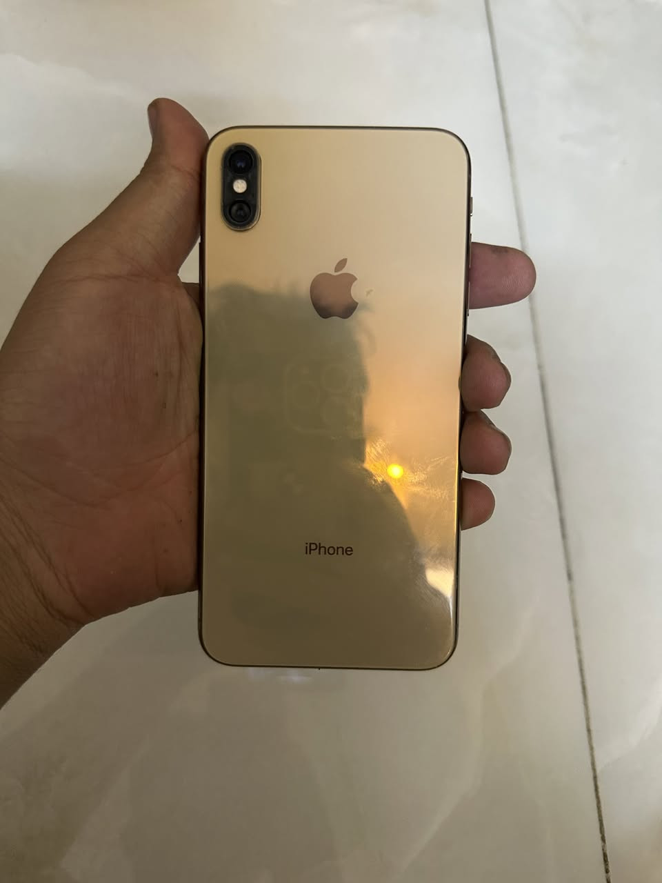 ايفون x ماكس ذاكرة 256 سعر 110 قفل ابد بدون اي عملة مابيع اقل اخوان ابد ثور كدامك جهاز شغال ذاكرة 256 جهاز مبدل شاشة فيس ايدي يشكل بطارية 100 فقط شراي خاص مكاني بغداد امين ثانية 

***********

نص مكتوب في الصور:
- 3:42
- رجوع
- حول
- الاسم
- < iPhone
- إصدار iOS
- < 18.7.10
- اسم الطراز
- iPhone Xs Max
- رقم الطراز
- MT762ZA/A
- الرقم التسلسلي
- C39XQ7P3KPJ5
- انتهت صلاحية التغطية
- <
- الأغاني
- 0
- الفيديوهات
- 4,604
- الصور
- 4,140
- التطبيقات
- 10
- السعة
- 256 غ.ب.
- متوفرة
- 7.31 غ.ب.
- عنوان Wi-Fi
- A4:D9:31:8E:6A:3C
- Bluetooth
- A4:D9:31:9E:20:4D