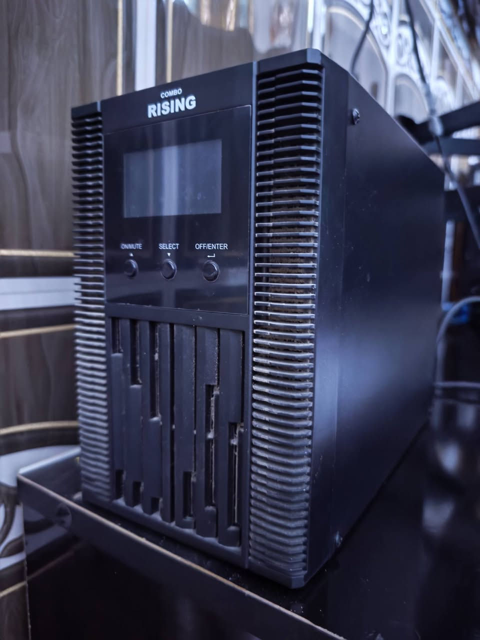 سلام عليكم
للبيع pc 

المواصفات موجودة بالصور 

جديدة كلش ما صارلي شهرين من اخذتها بعدها بالضمان 

مع ups اونلاين 1kv 

السعر مليون و600 الف و بيها مجال بسيط

مكاني كربلاء ما عندي توصيل 

***********
***********
