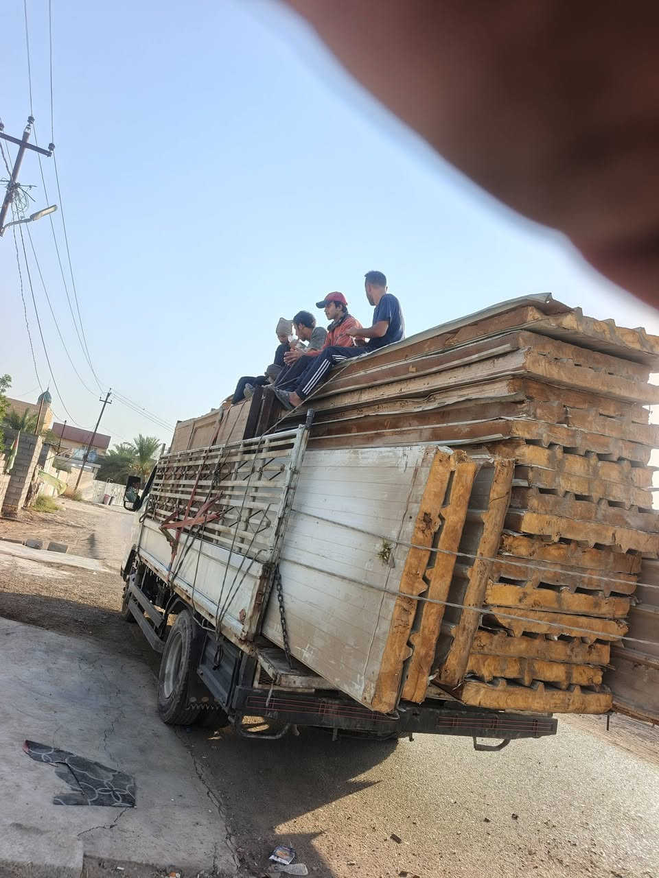 موجود ساندوتش مستخدم سقفوا جداري سعر المتر 7000
***********

