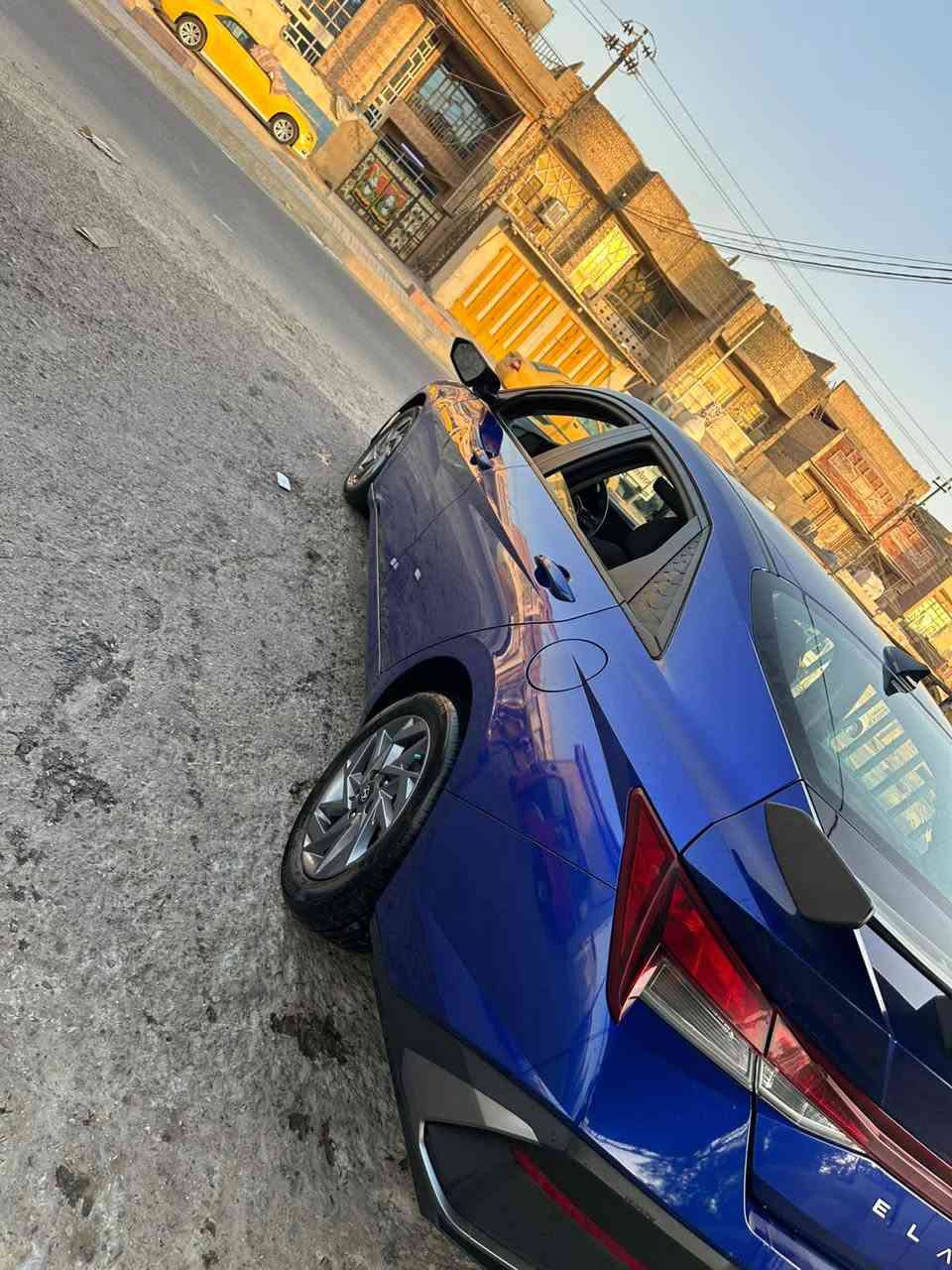 النترا للبيع مواصفات نص فول حادث خشم جاملق ول حافه مال بنيد بارد فقط وتكحيل بدون فتح بدون صبغ وبيه بل قماره بارد قليل ماشيه 31.  السعر 157بيه مجال قليل السفسار ***********
