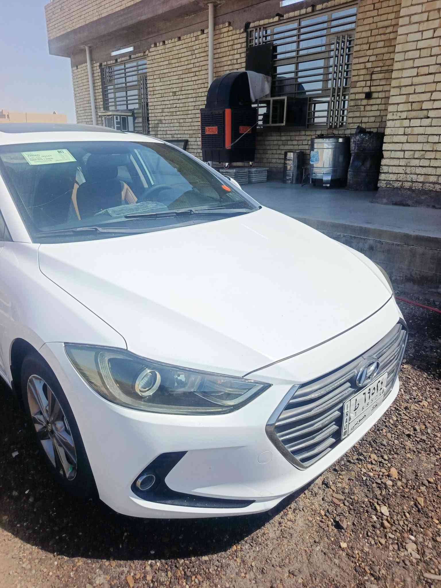 الانتره خليجي رقم بغدادماشيه130لون مميزفول فتحه ماذكر التفاصيل معروفه مكفوله صبغ قبل لجنة فقط ولدعاميات والباقي كفاله مكاني بغدادالتاجي لسعر130    الاتصال ***********
