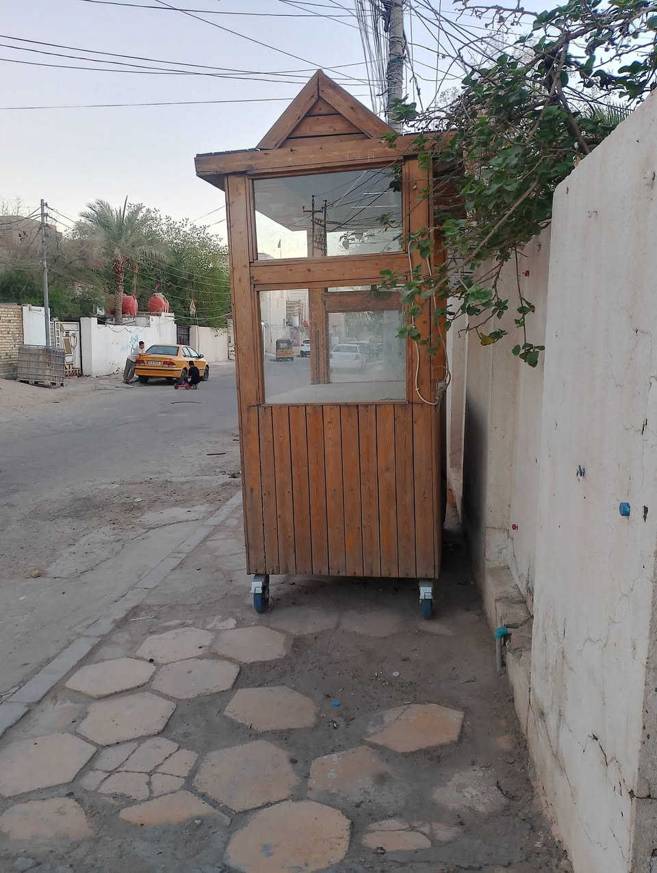 ميز تفصال للبيع هاذه رقمي وتواصل ***********
